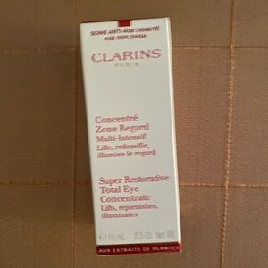 Clarins Super Restorative Total Eye Concentrative